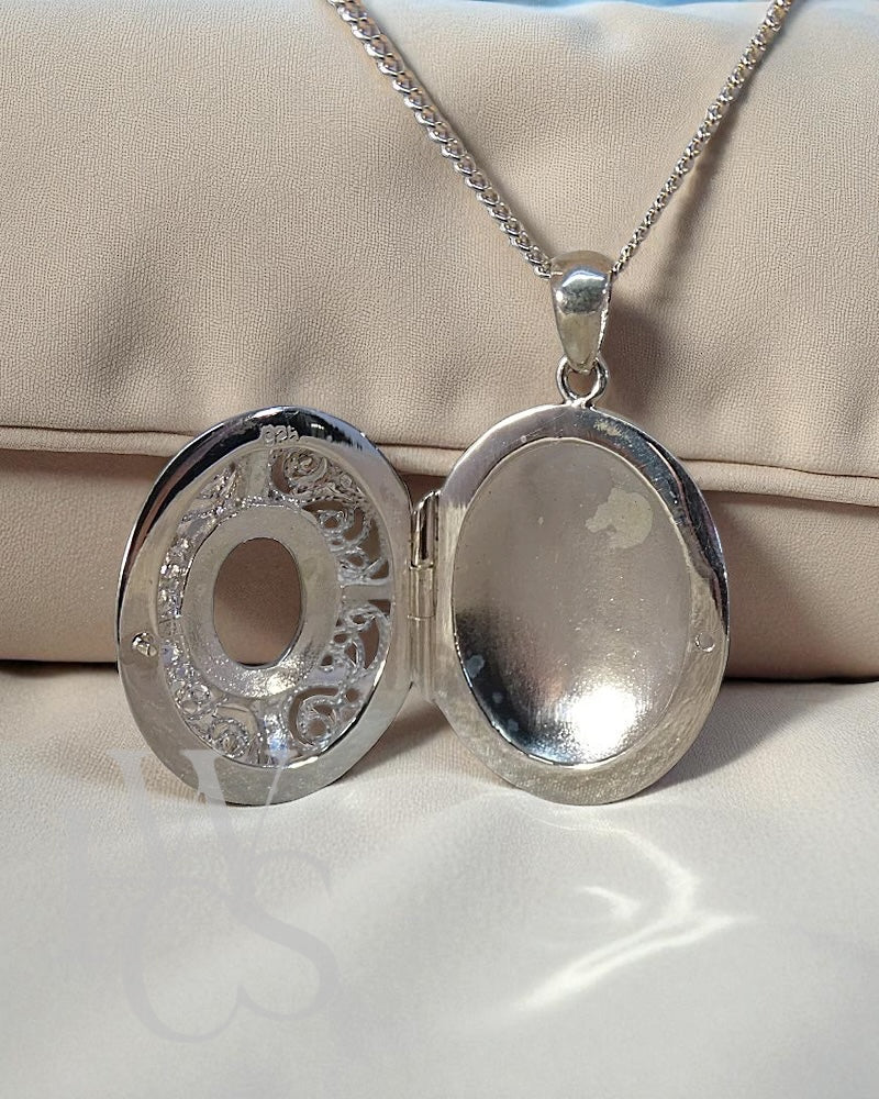 ❤️ Filigree Oval Locket & Front Bezel Pendant - Solid 925 Silver