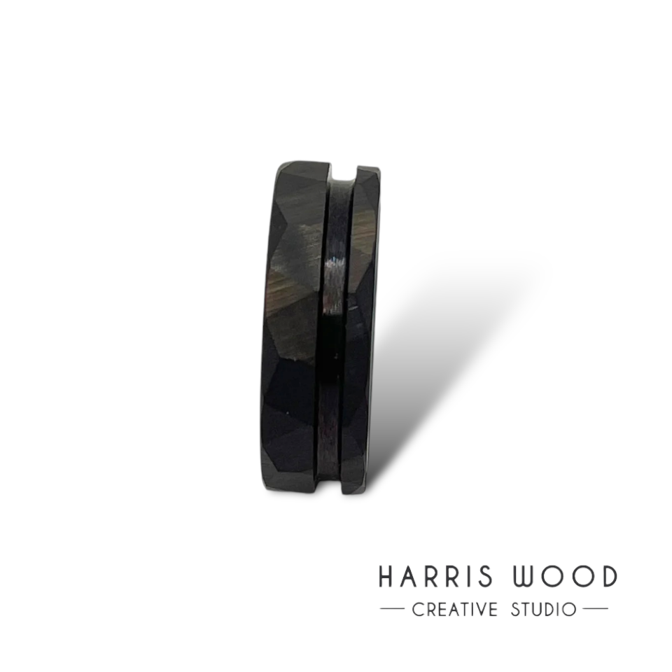 💙 Ceramic - Black Faceted Offset Channel Ring
