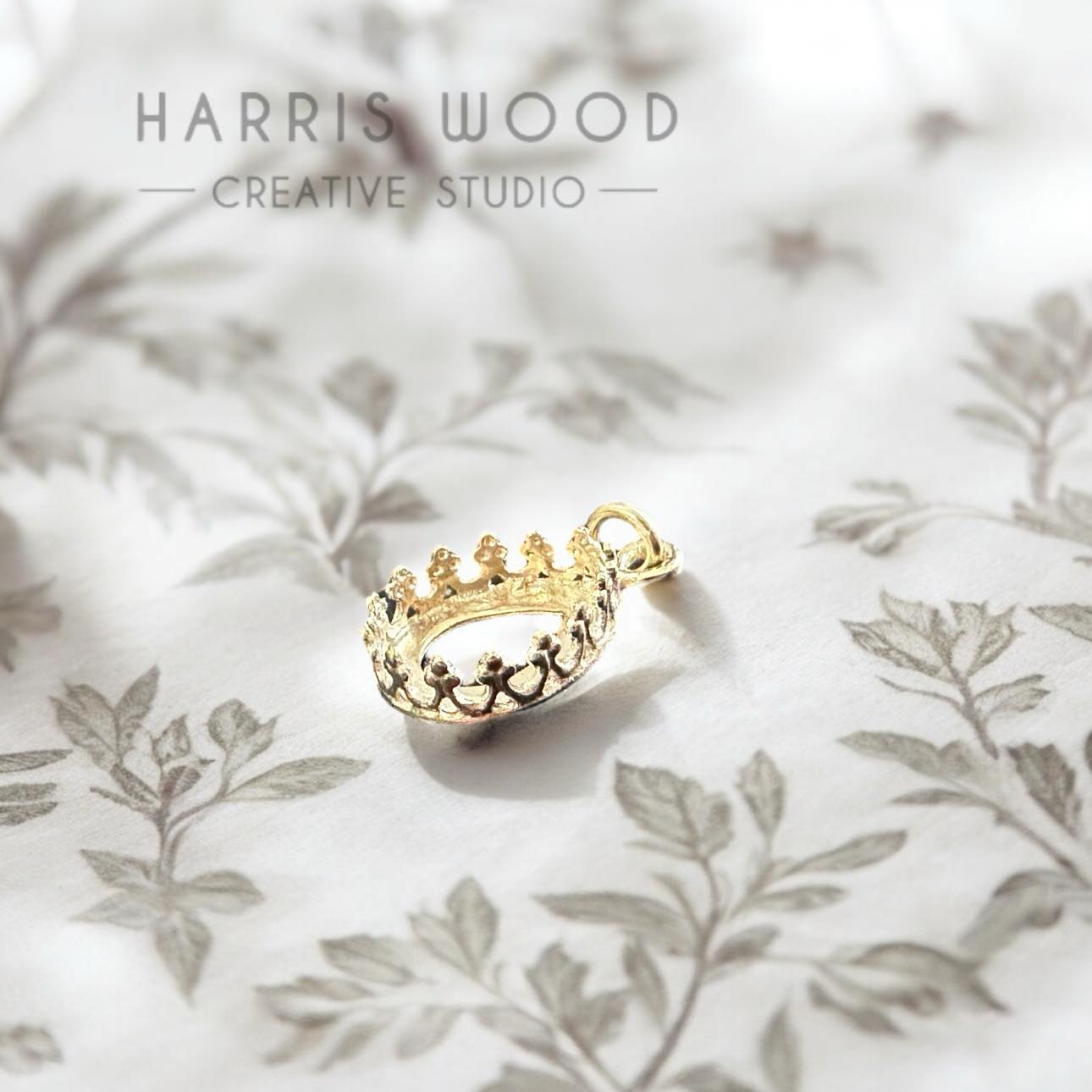 Solid 9K Gold Crown Point Teardrop Pendant