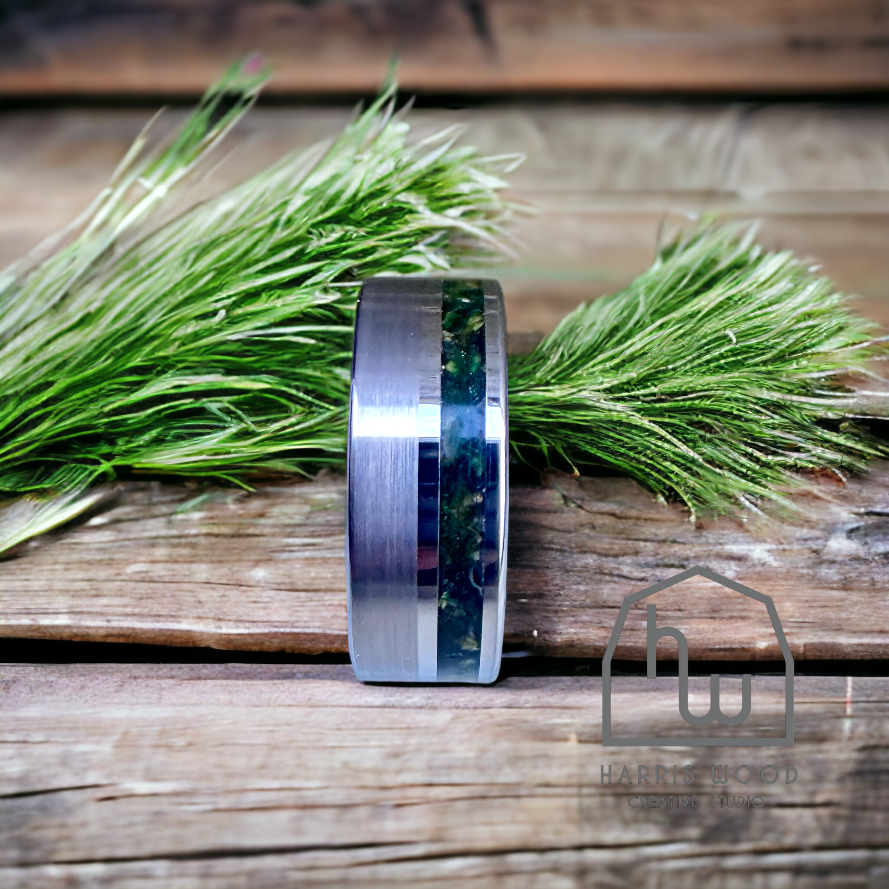 Tungsten Smooth Edge Offset Single Channel Ring