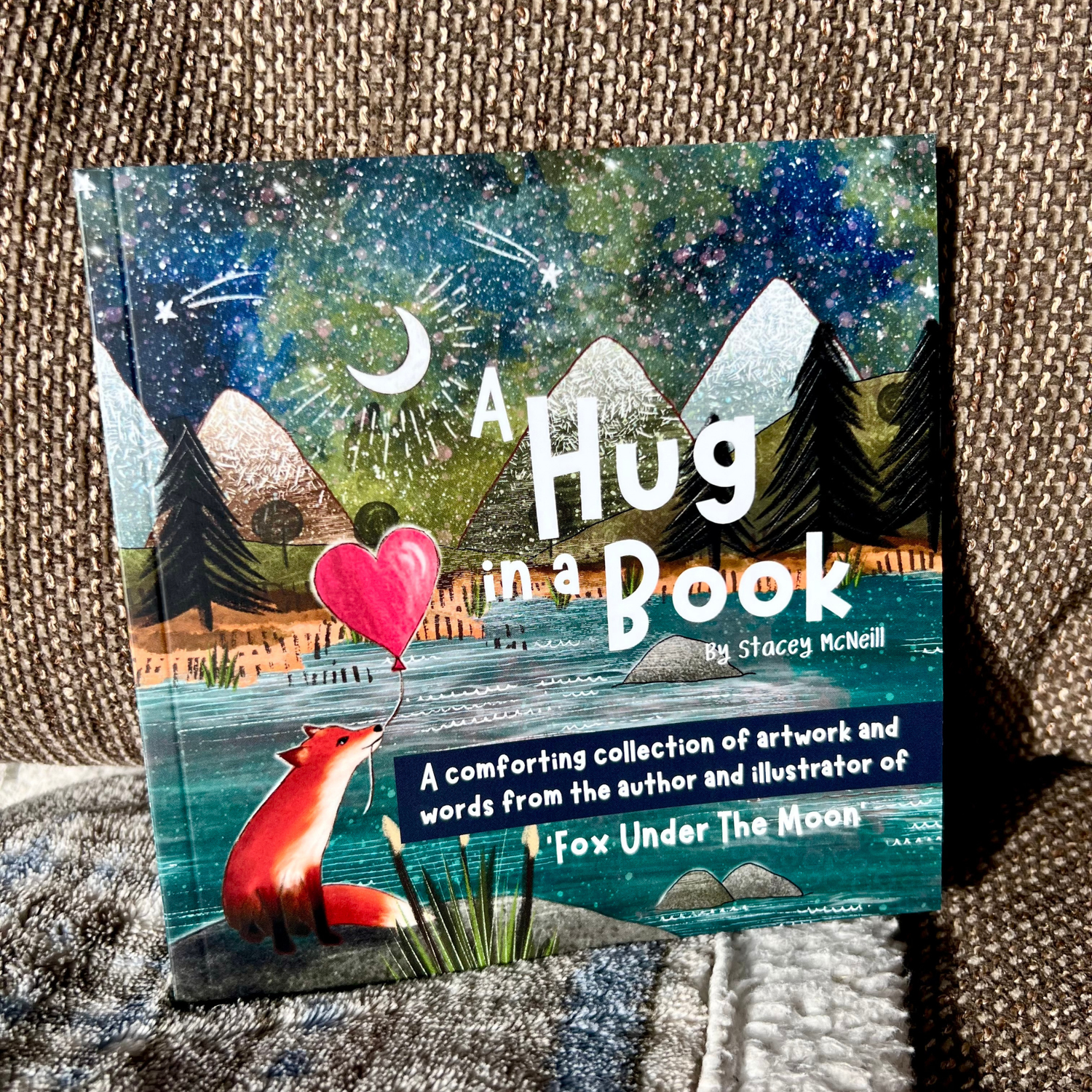 ‘A Hug In A Book’ mini book by Stacey McNeill