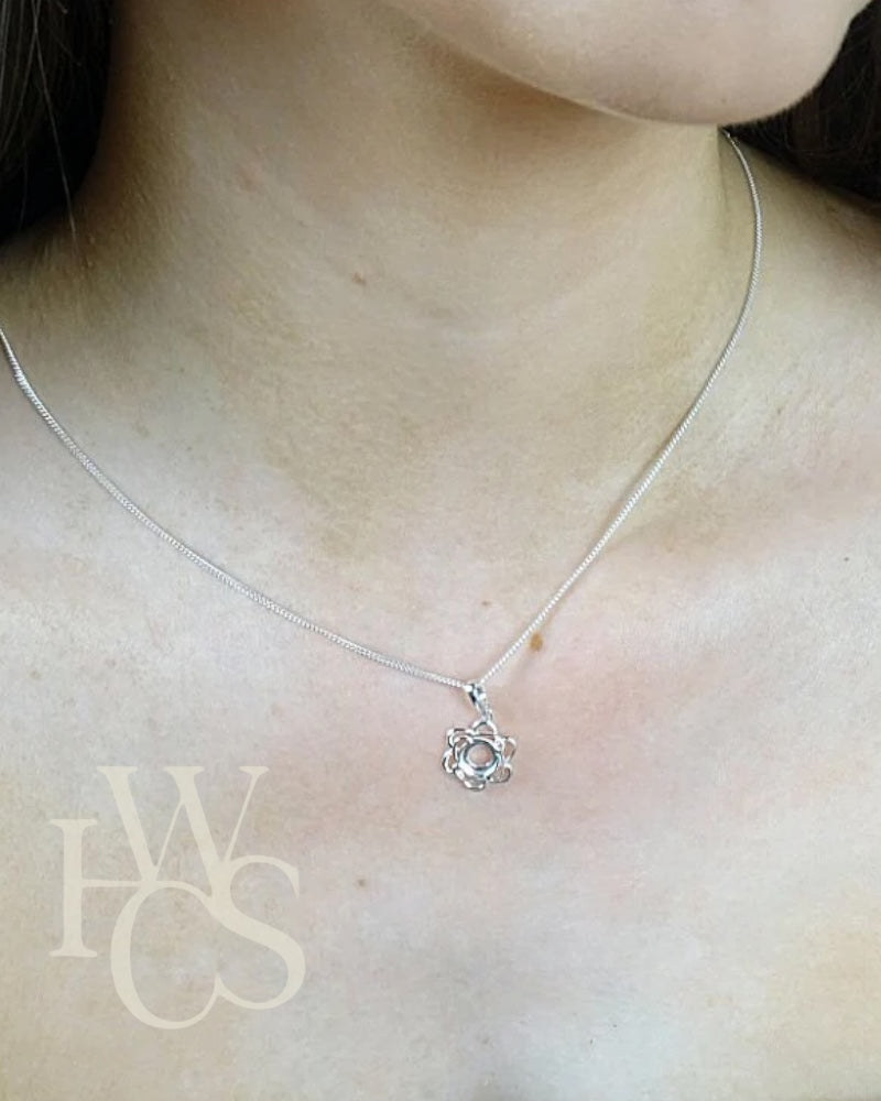 ❤️ Lace Flower Pendant - Solid 925 Silver