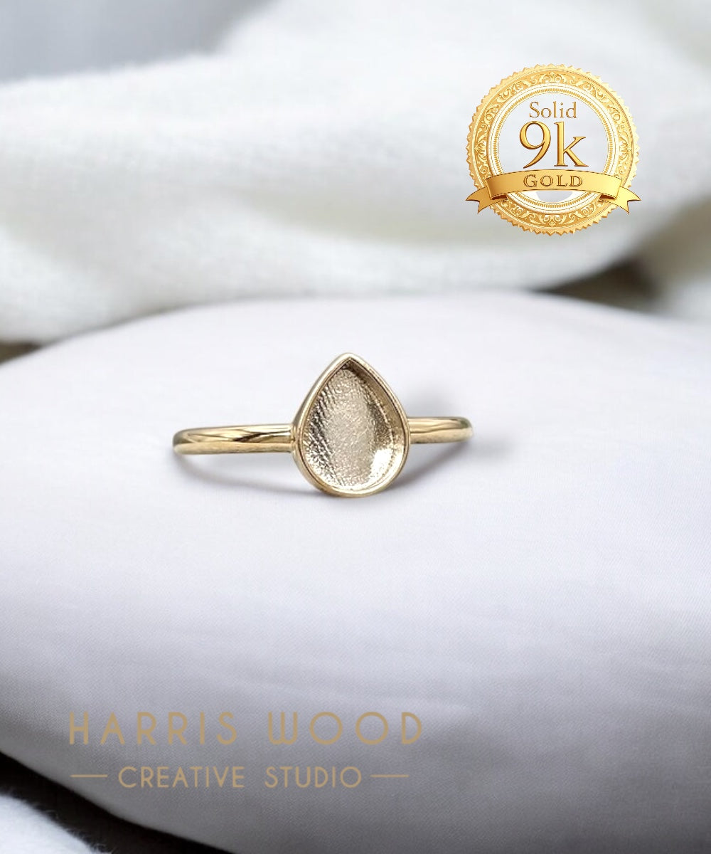 Larkspur Ring - 9K SOLID GOLD