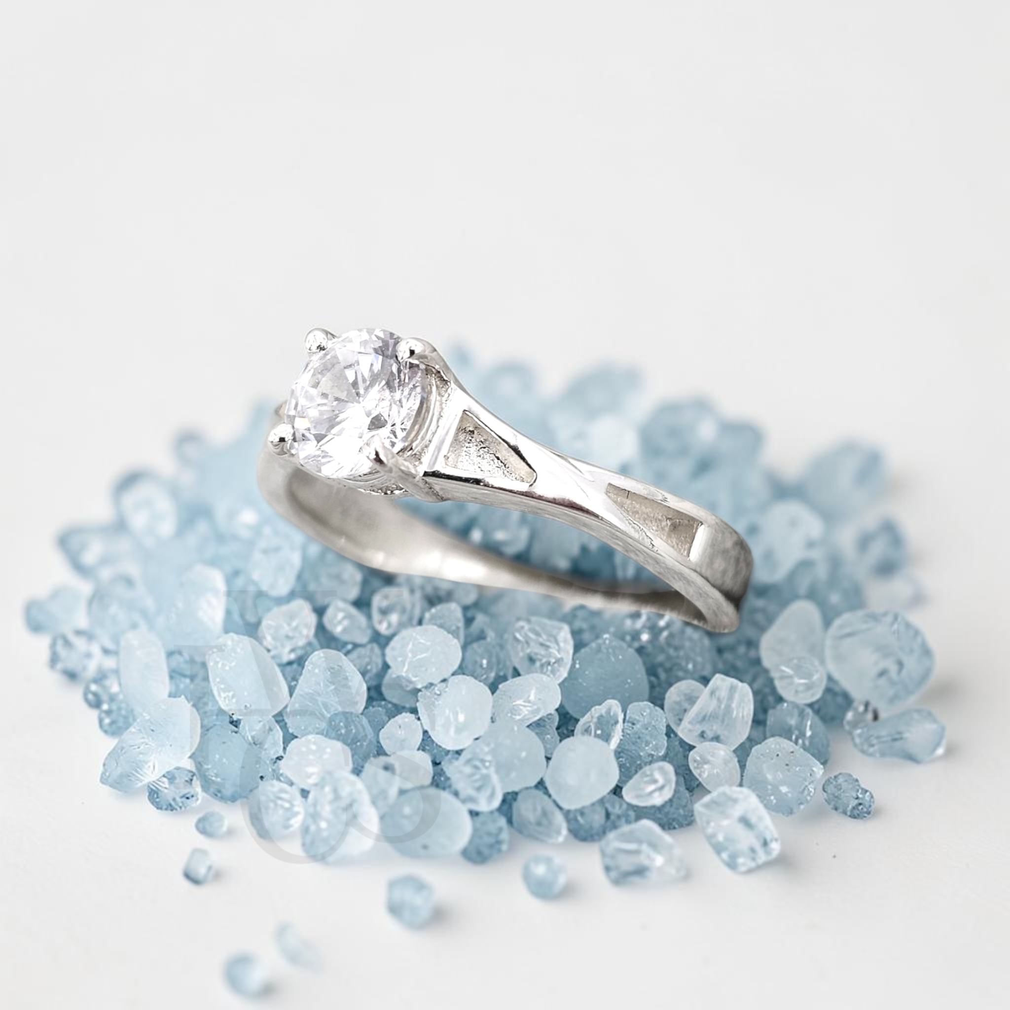🏷️ EOL – Twisted Channel Solitaire Ring – Solid 925 Silver