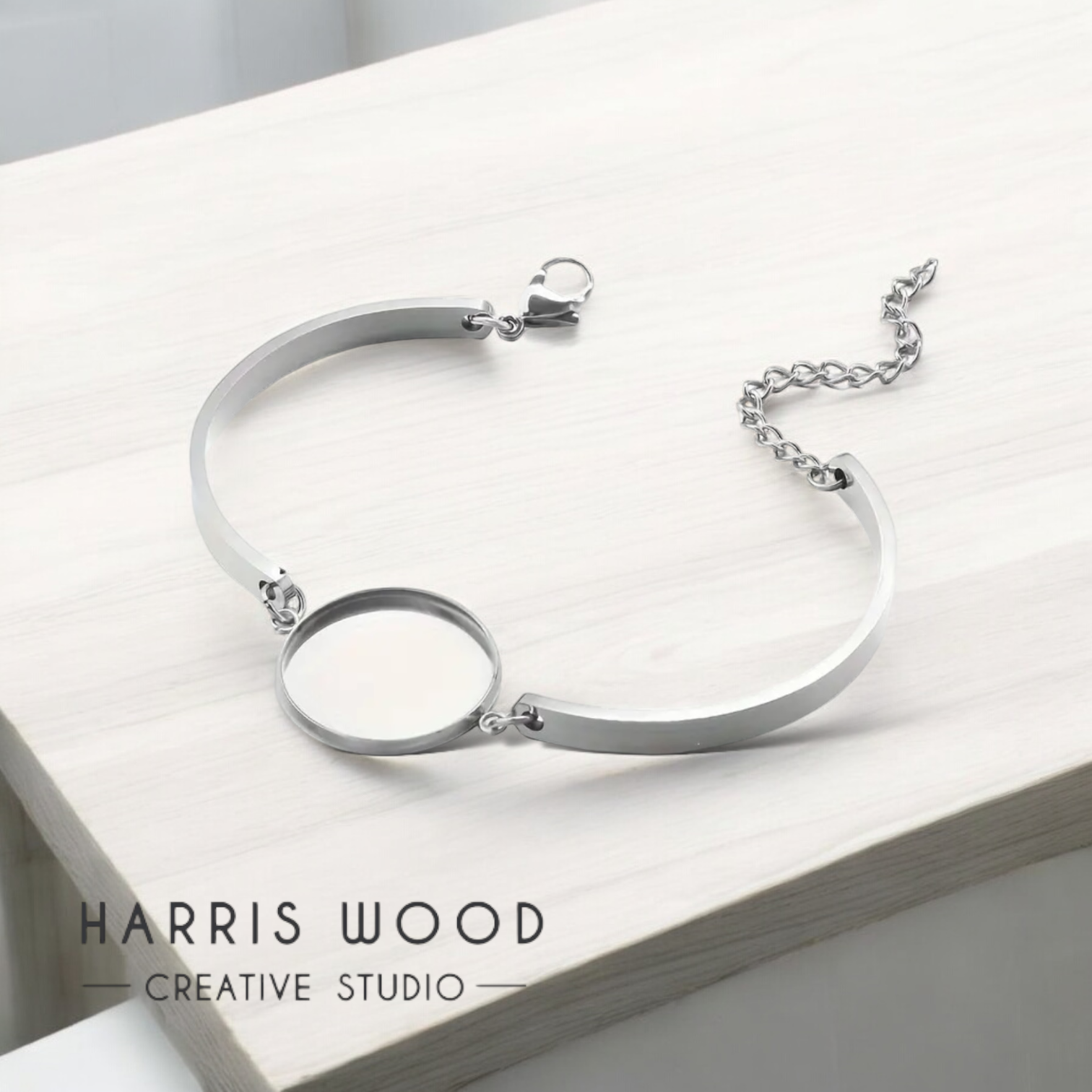 Stainless Steel Bracelet with Round Bezel