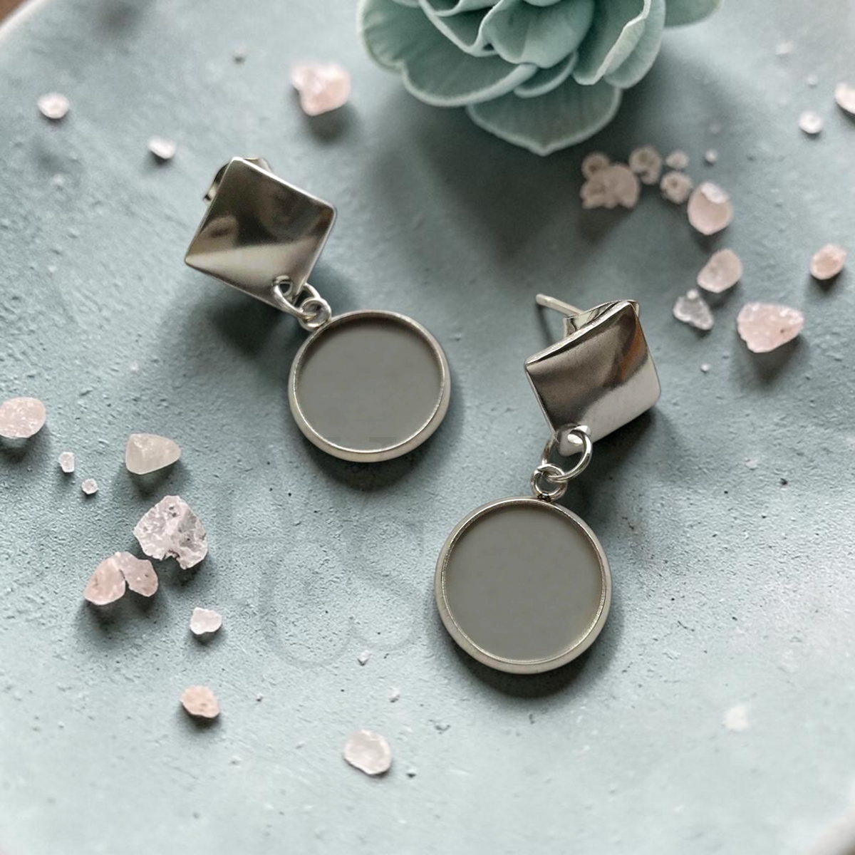 ❤️ Stainless Steel Square Stud Drop Earrings – 10mm Round Bezel