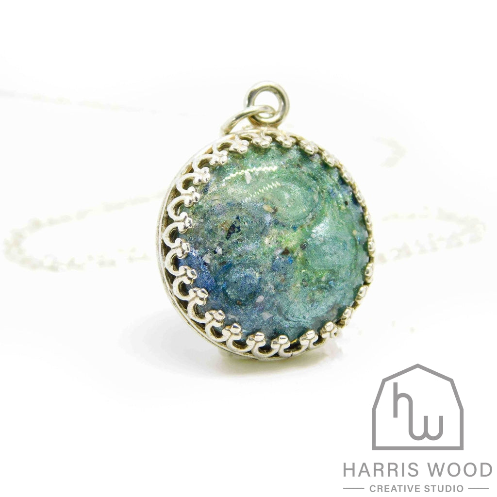 Crown Round Pendants - Harris Wood Creative Studio