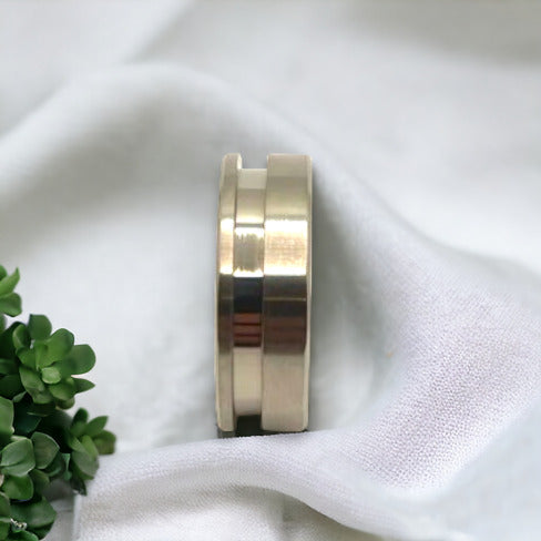 💙 Titanium 8mm Offset Single Channel Ring