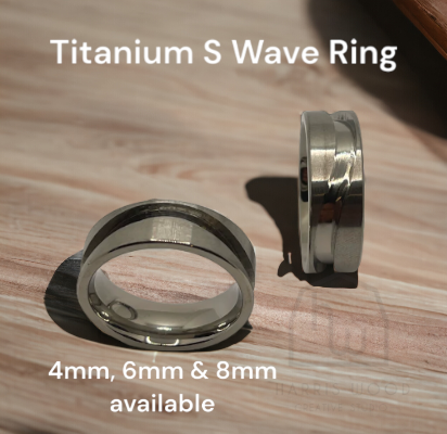 💙 Titanium S Wave Channel Brushed Ring - various sizes