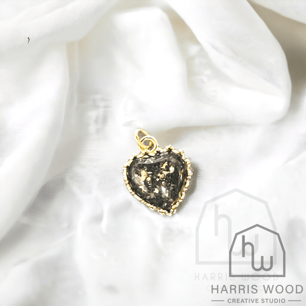 14Ct Solid Gold Crown 10Mm Heart Pendant