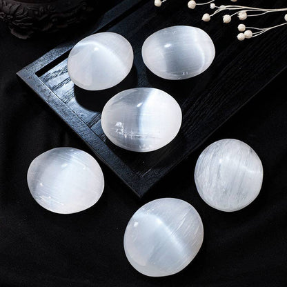 Selenite Palm Stone - A Tranquility Talisman (4cm)