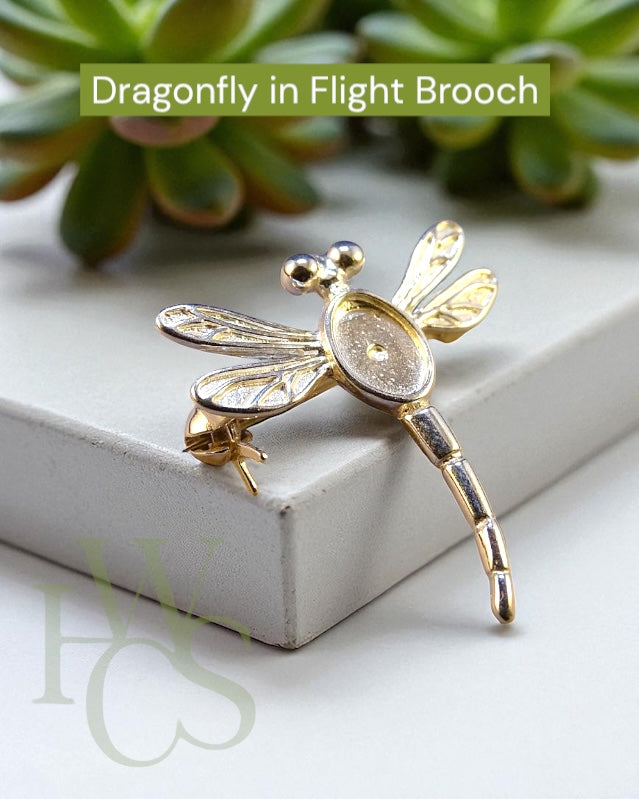 ❤️ Dragonfly in Flight Brooch - Solid 925 Silver
