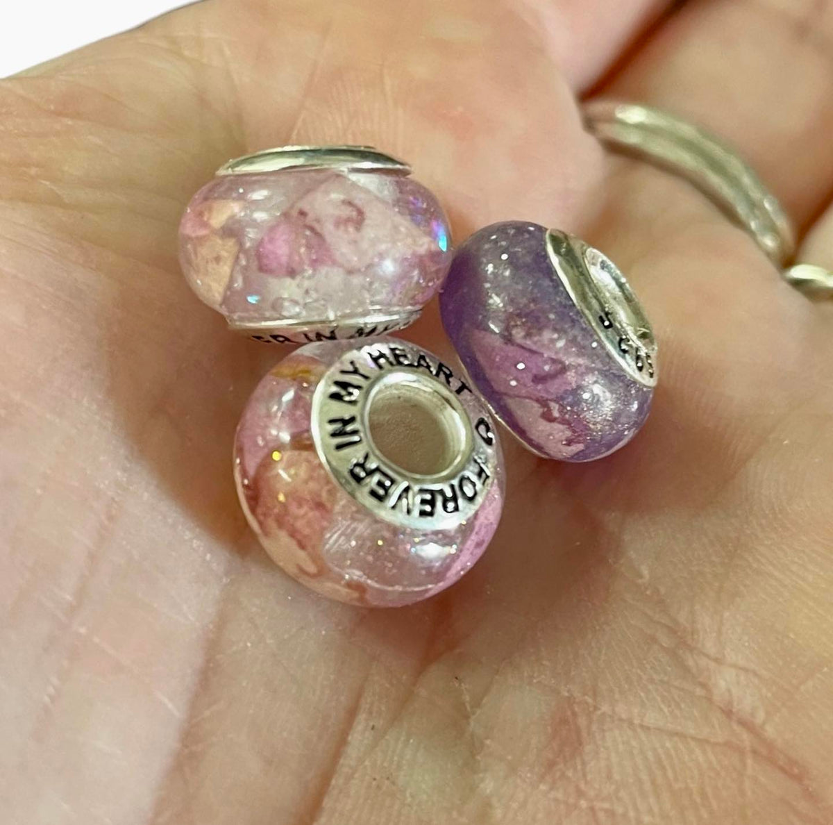 🍀 CHARM BEADS - FOREVER IN MY HEART (pre-engraved)