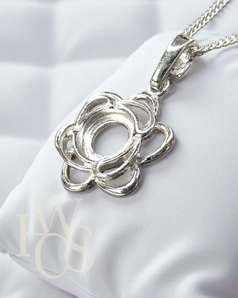❤️ Lace Flower Pendant - Solid 925 Silver