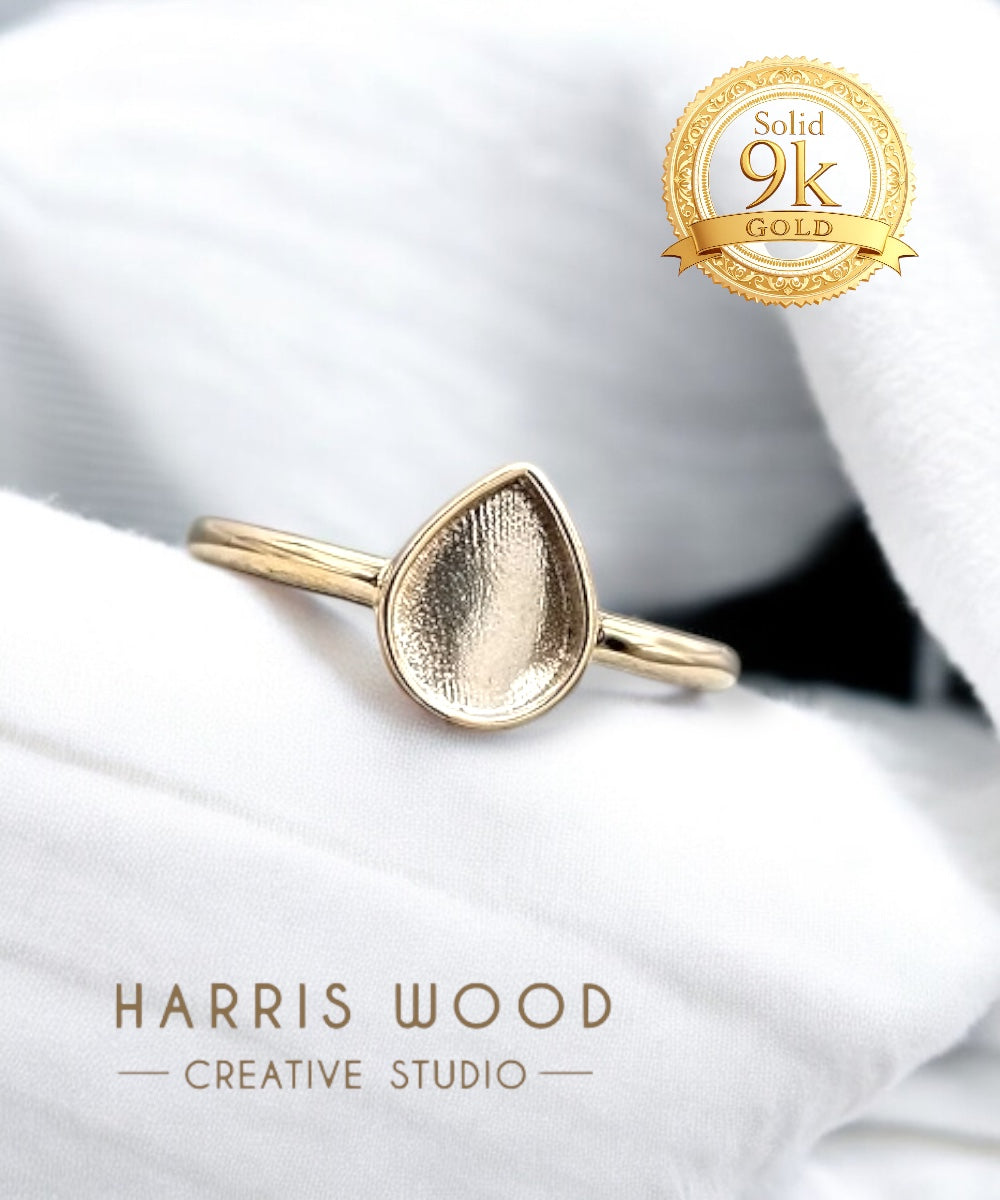 Larkspur Ring - 9K SOLID GOLD