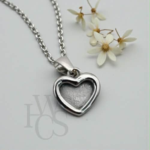 💙 Stainless Steel Heart Pendant
