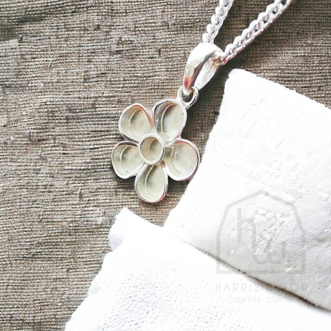 Forget Me Not Flower Solid Silver Setting Pendant