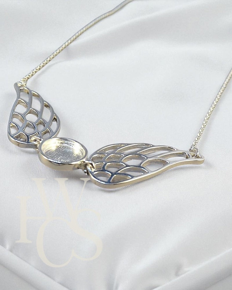 Snitch Winged Pendant &amp; Chain