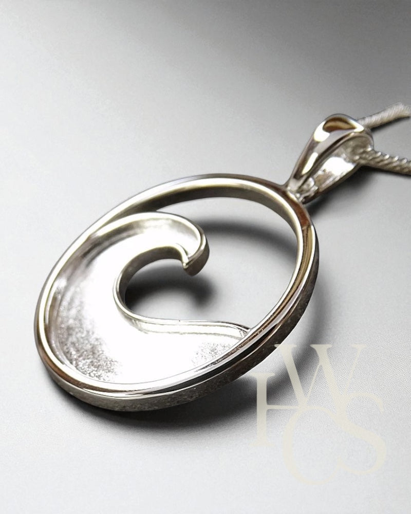 ❤️ Ocean Wave Pendant – Solid 925 Silver