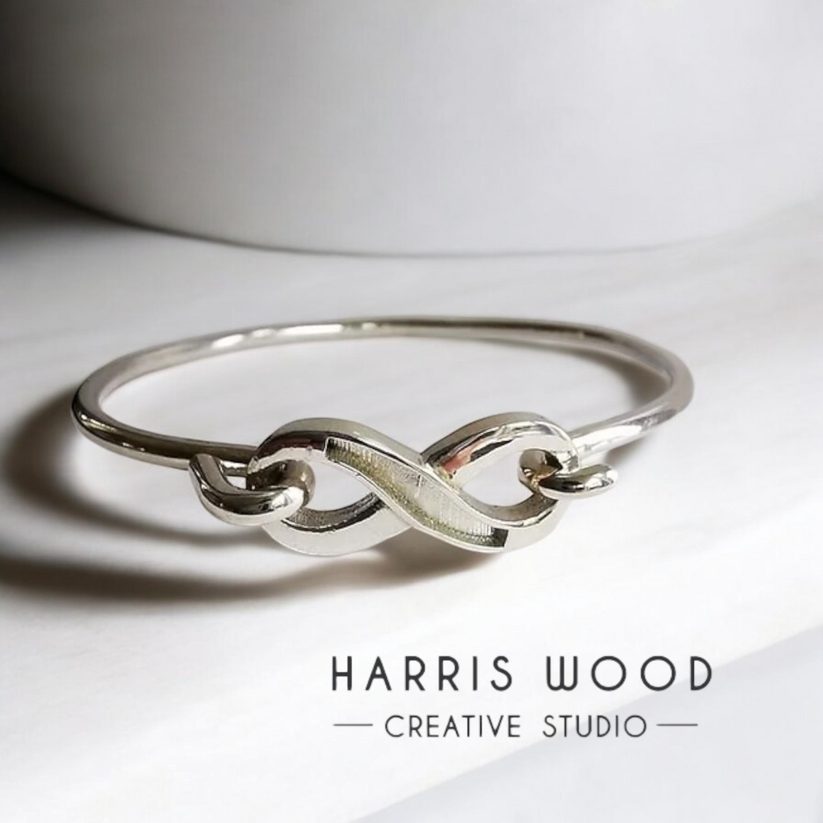 🌟 Infinity Bezel Hook Clasp Bangle - Solid 925 Silver