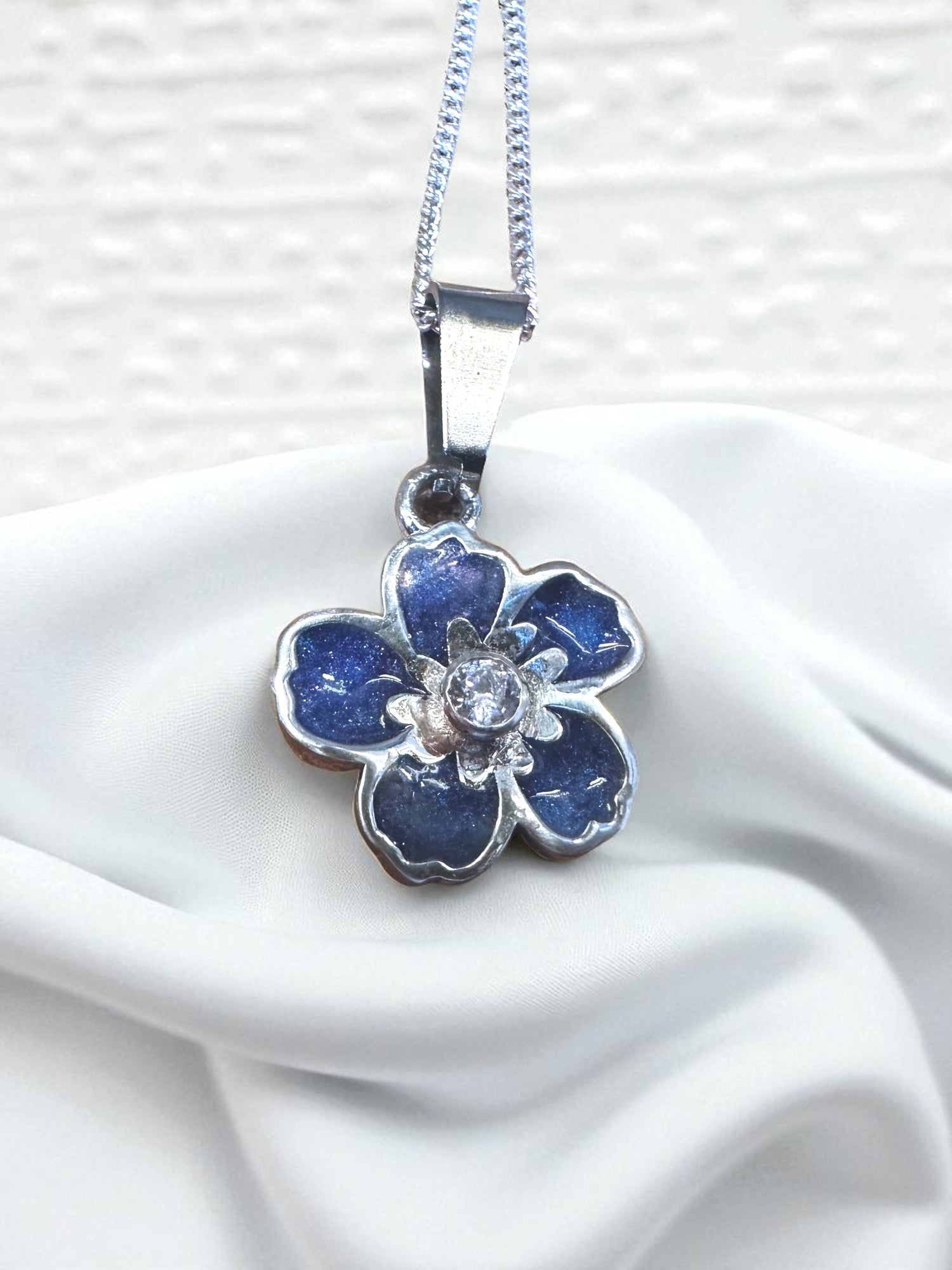 HWCS Forget Me Not Pendant
