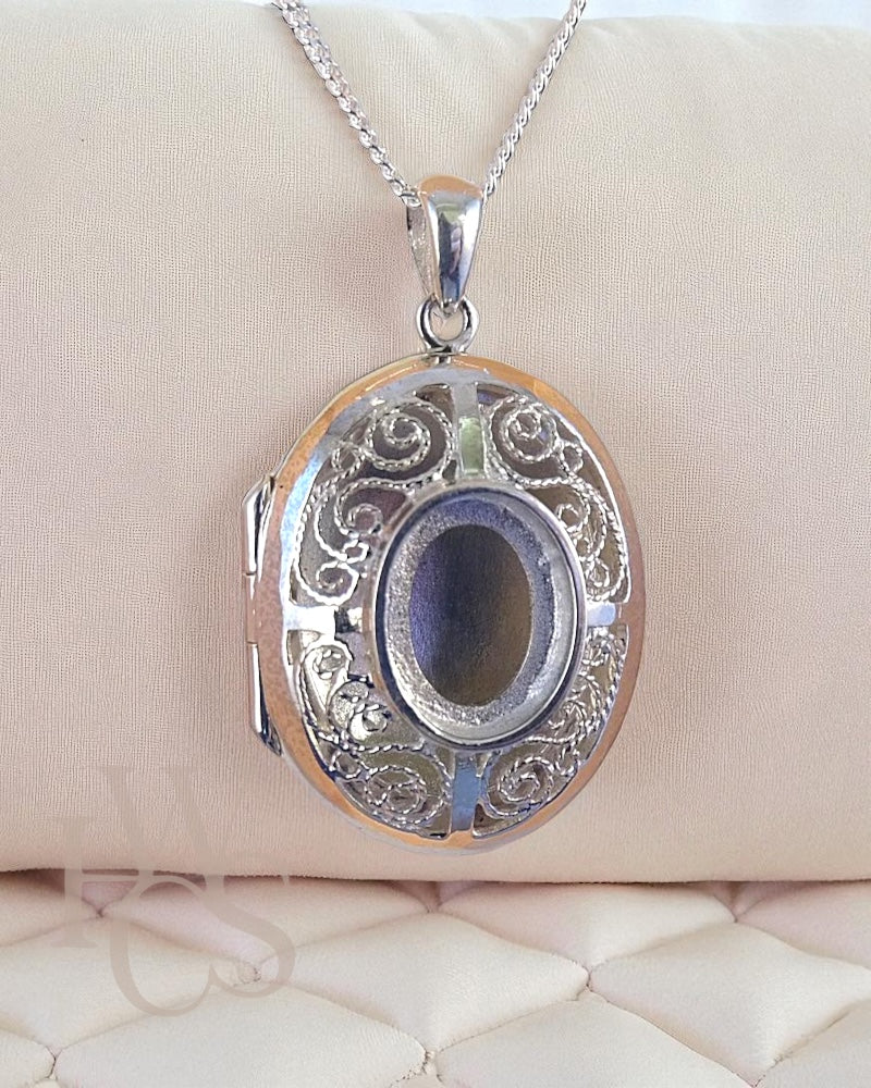 ❤️ Filigree Oval Locket &amp; Front Bezel Pendant - Solid 925 Silver