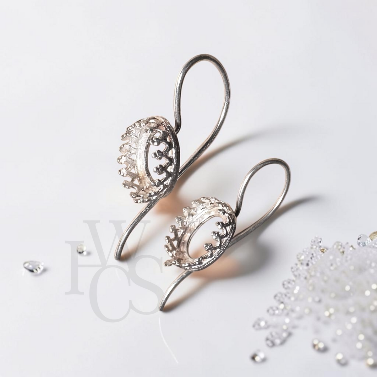 Oval Heritage Fixed Wire Earrings – Solid Silver