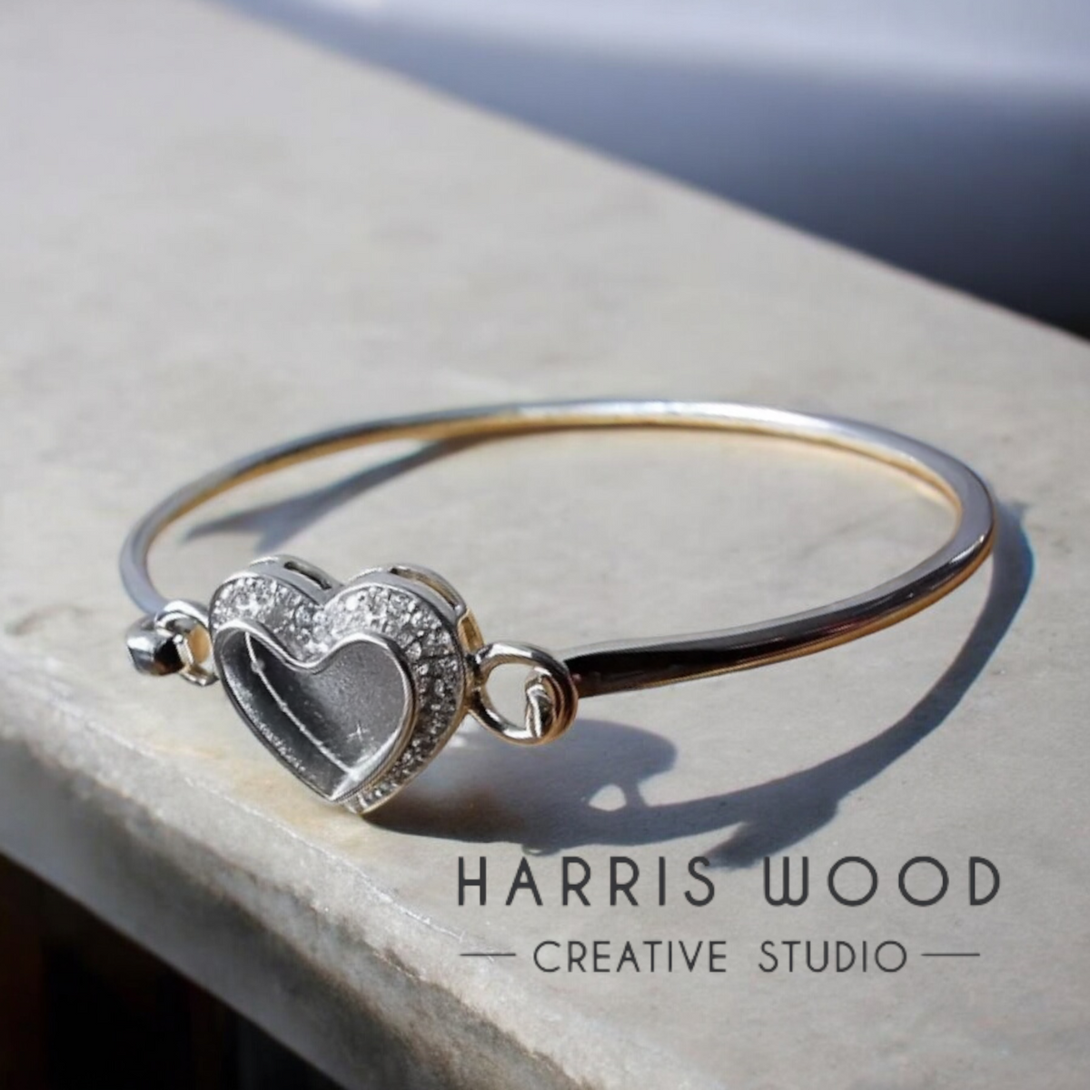 ❤️ CZ Heart Bezel Hook Clasp Bangle - Solid 925 Silver
