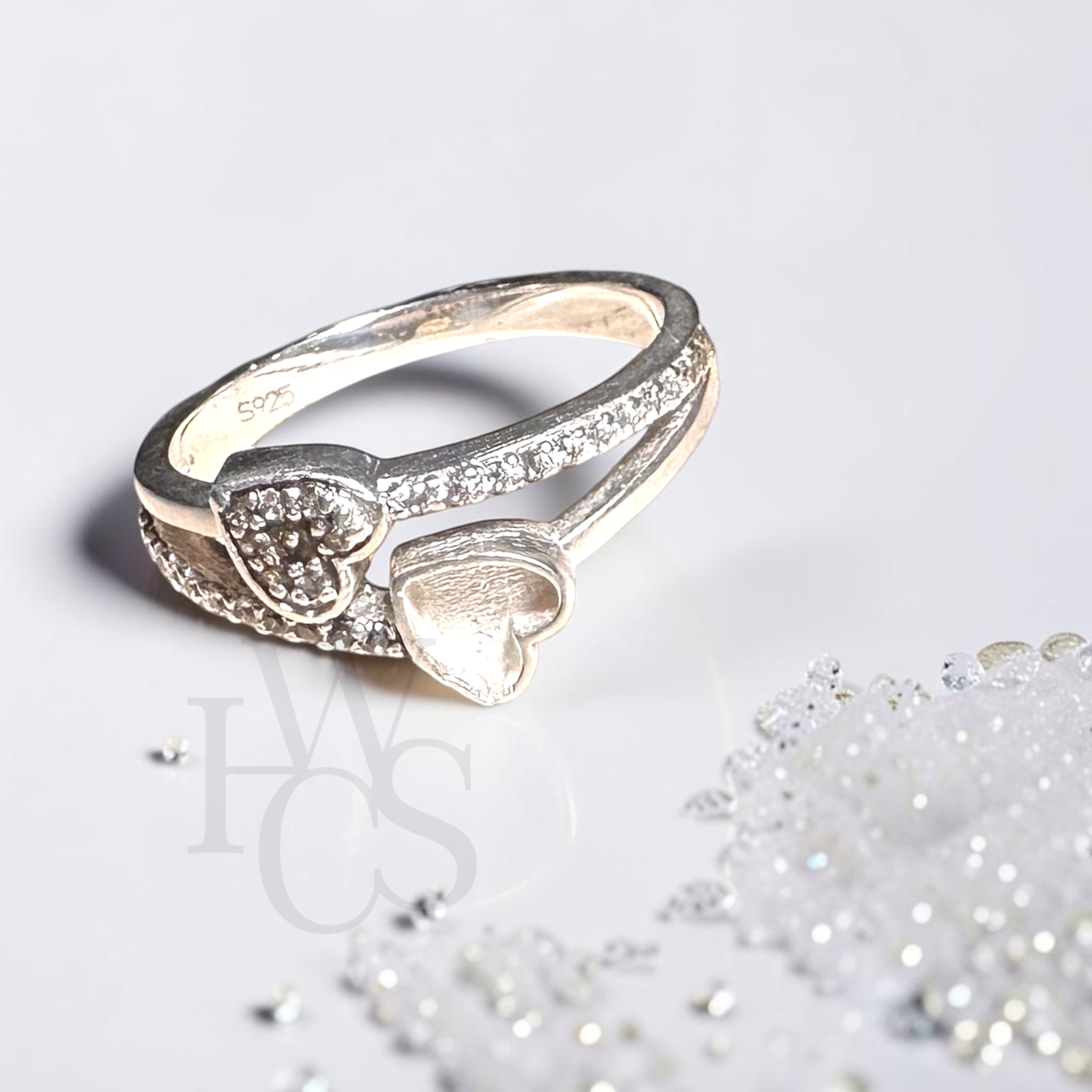 🏷️ EOL – Double Heart CZ Ring – Solid Silver