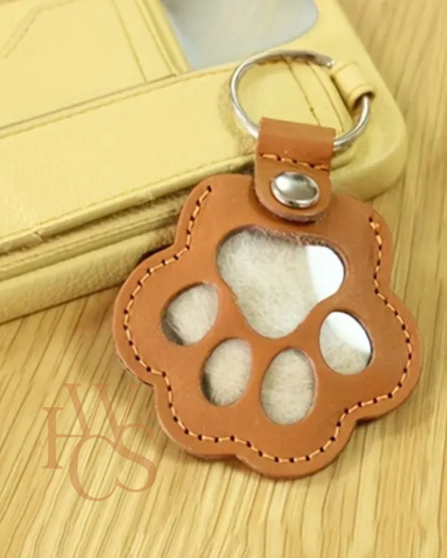 Fur Holding Key Tag