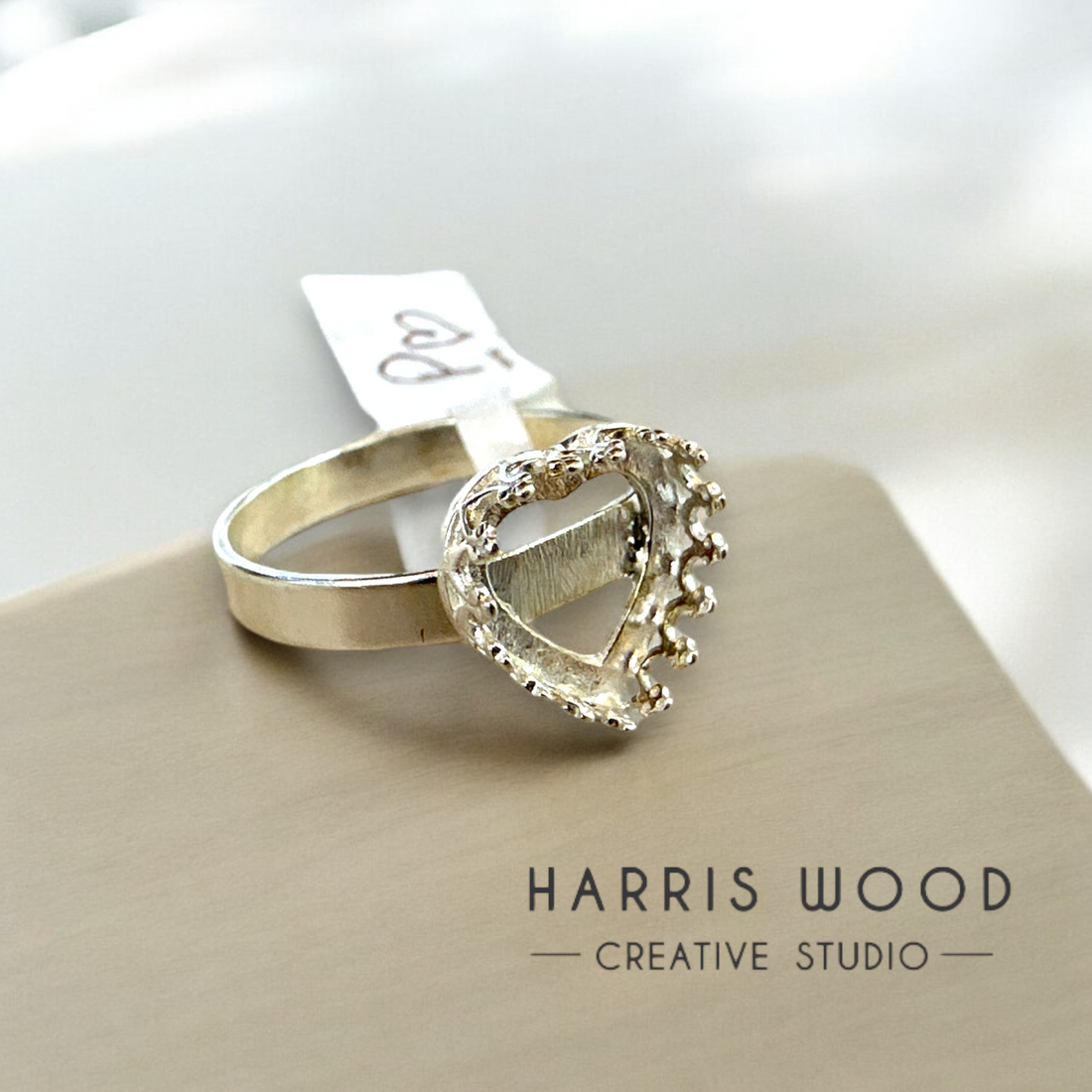 * 3mm Wide Satin Band with 10mm Heritage Heart Bezel Ring