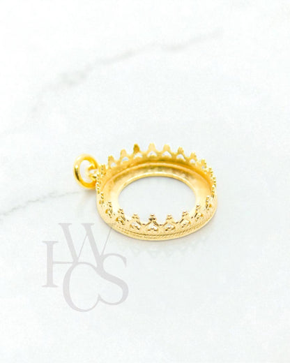 Gold Vermeil Silver Heritage Round Pendants