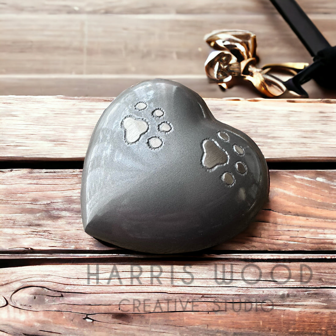 Pet Loss Metal Heart Urn (Stand Optional)