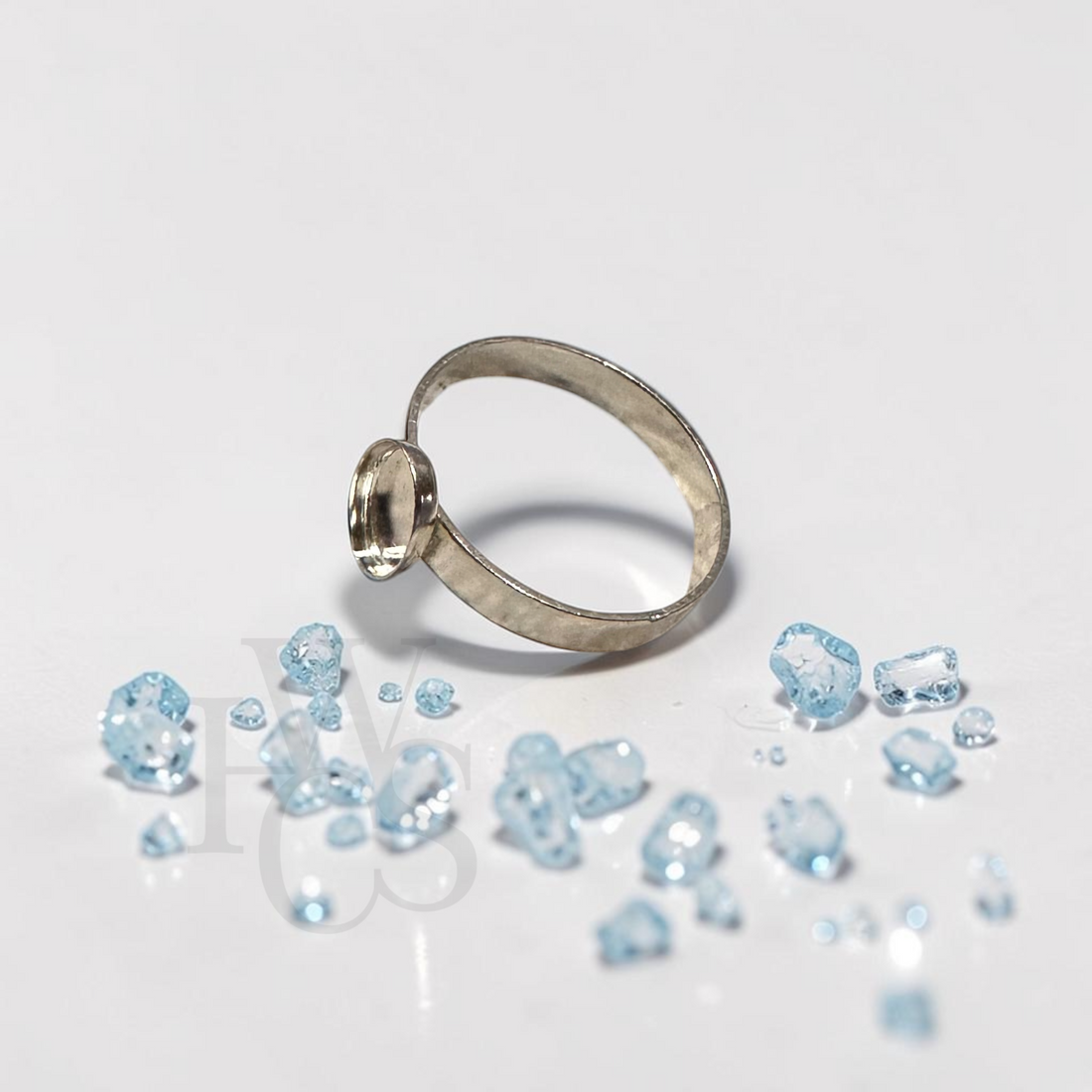 🏷️ EOL – 3mm Wide Textured Band Ring with 6x8mm Portrait Oval Bezel – Solid 925 Silver