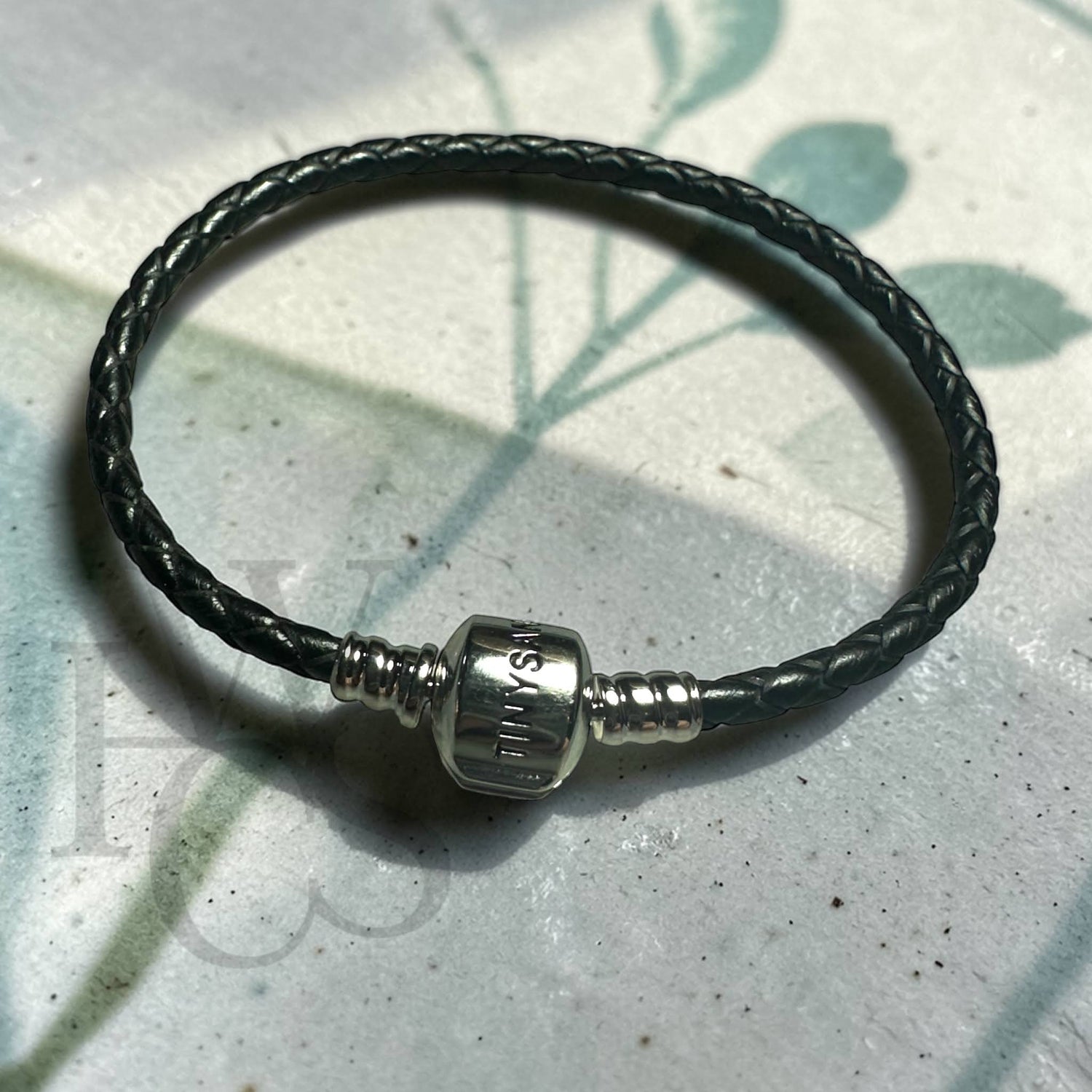 🫶🏻Stainless Steel European Black Leatherette Bangle - Tinysands 17cm