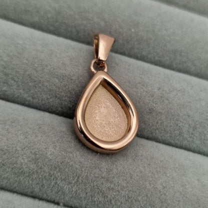 💙 Real 18ct Gold PVD Stainless Steel Mini Teardrop Pendant